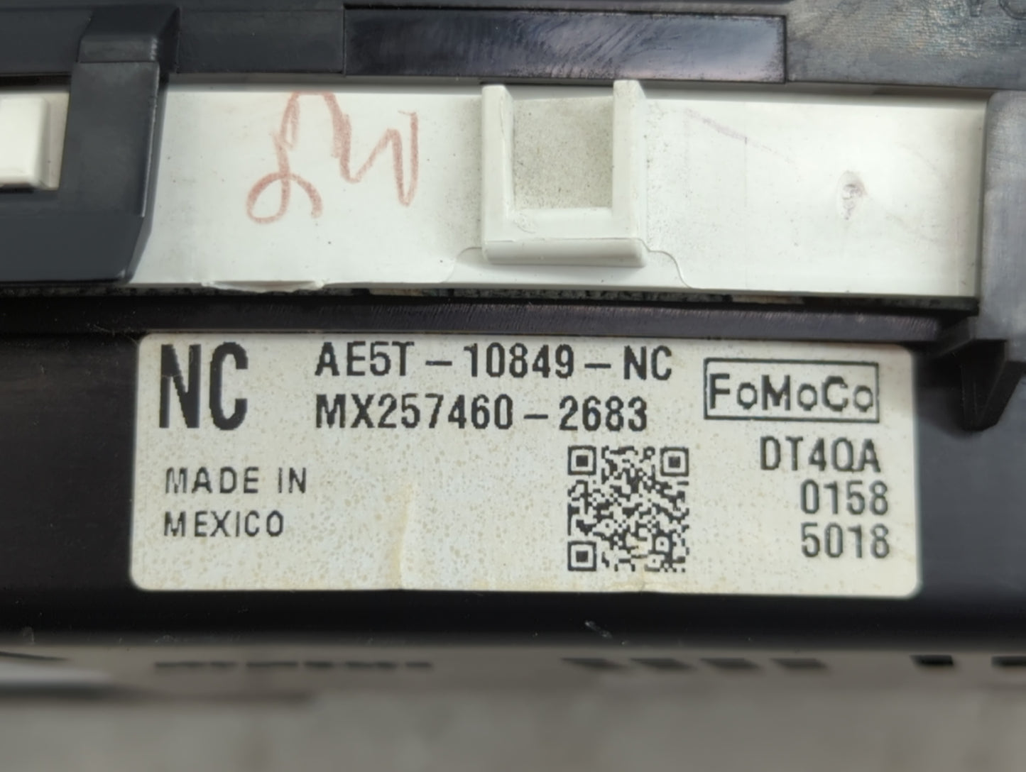 2010 Ford Fusion Instrument Cluster Speedometer Gauges P/N:MX257460-2683 AE5T-10849-NC Fits OEM Used Auto Parts - Oemusedaut