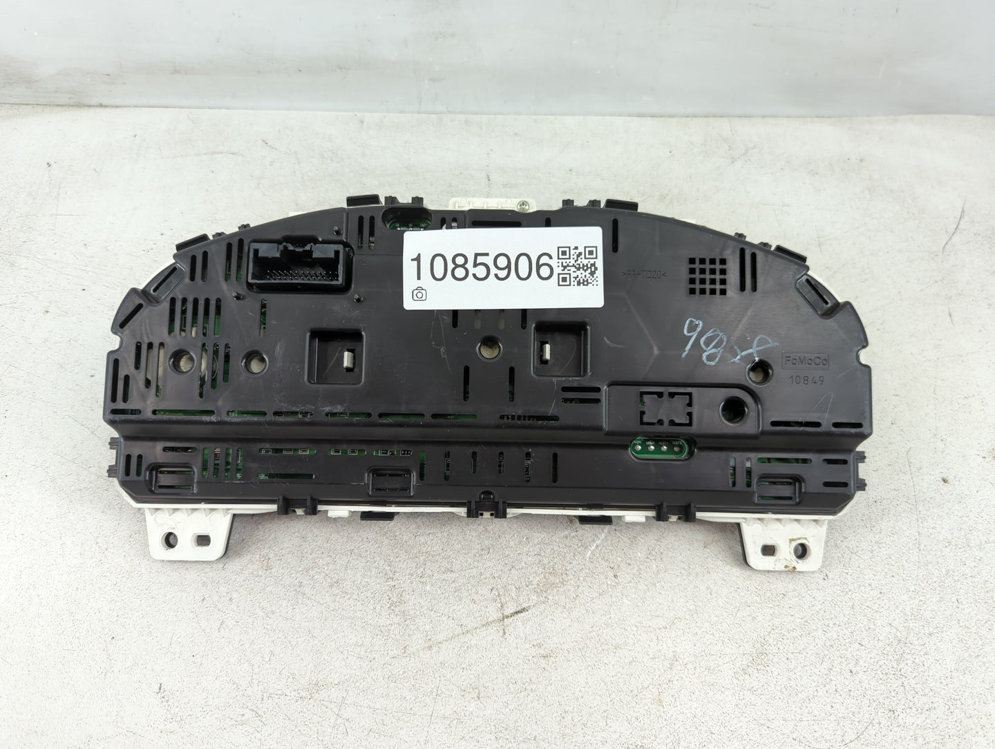 2010 Ford Fusion Instrument Cluster Speedometer Gauges P/N:MX257460-2683 AE5T-10849-NC Fits OEM Used Auto Parts - Oemusedaut