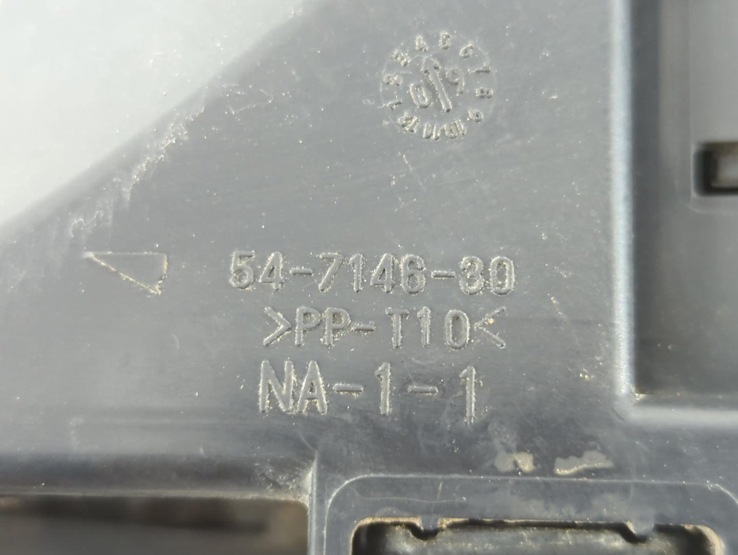 2010-2012 Ford Fusion Fusebox Fuse Box Panel Relay Module P/N:54-7146-30 Fits Fits 2010 2011 2012 OEM Used Auto Parts - Oemu