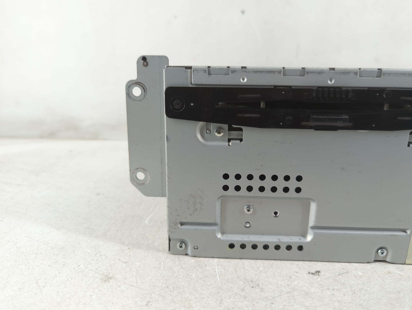 2010 Ford Fusion Radio AM FM Cd Player Receiver Replacement P/N:9E5T-19C157-AC Fits OEM Used Auto Parts - Oemusedautoparts1.