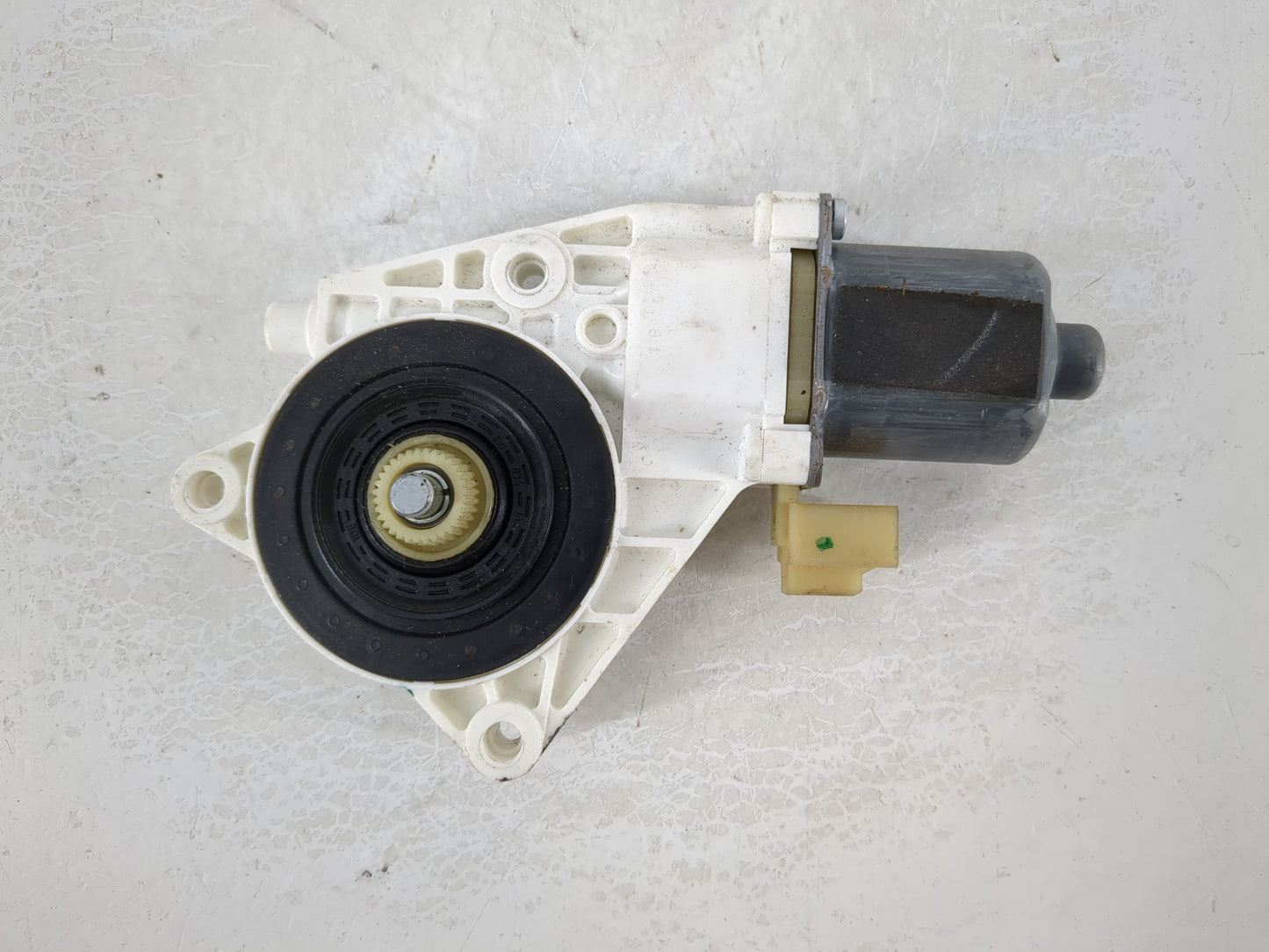 2006-2012 Ford Fusion Used Window Regulator Passenger Front 1122298 - Oemusedautoparts1.com
