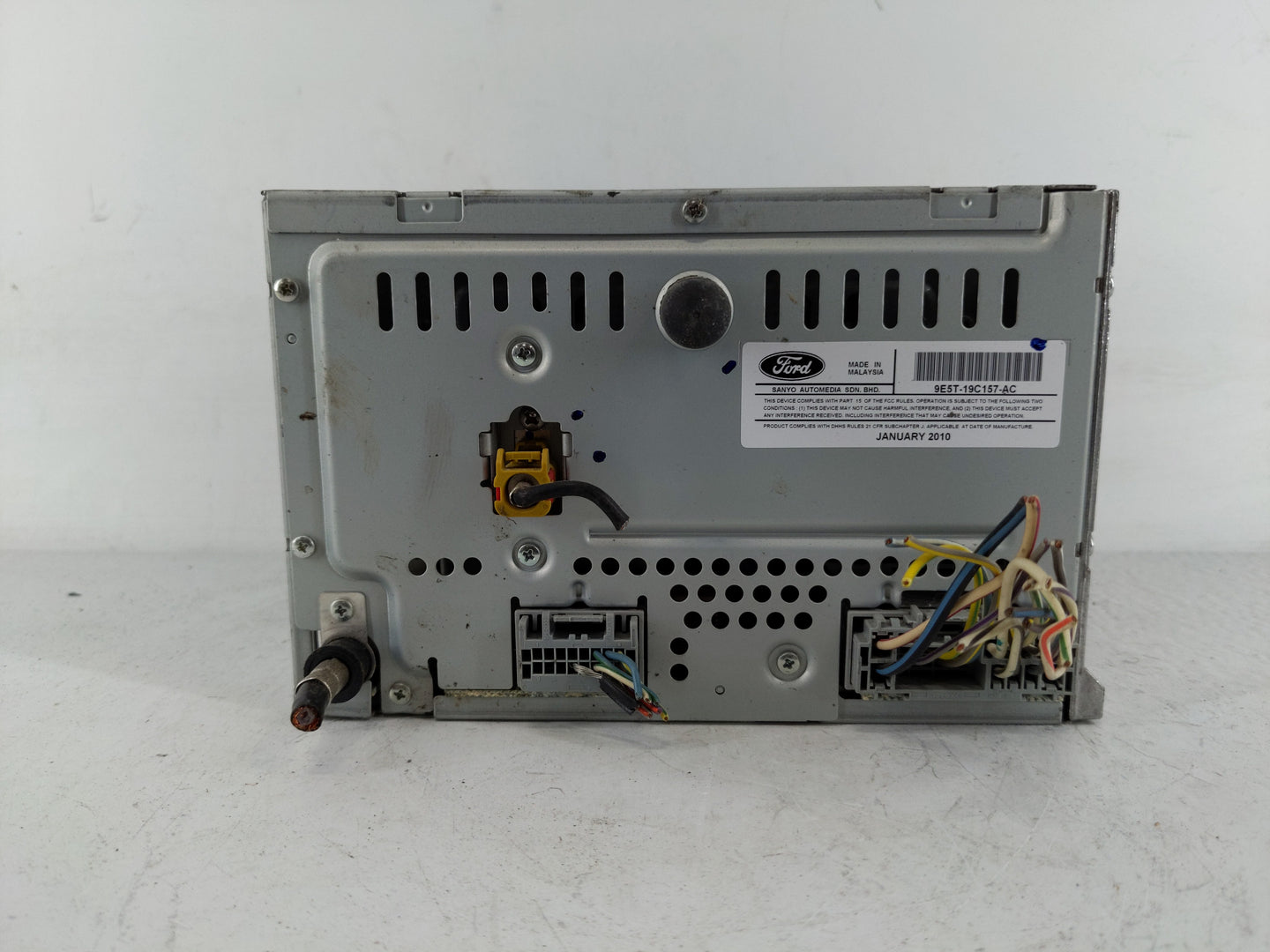 2010 Ford Fusion Radio AM FM Cd Player Receiver Replacement P/N:9E5T-19C157-AC Fits OEM Used Auto Parts - Oemusedautoparts1.
