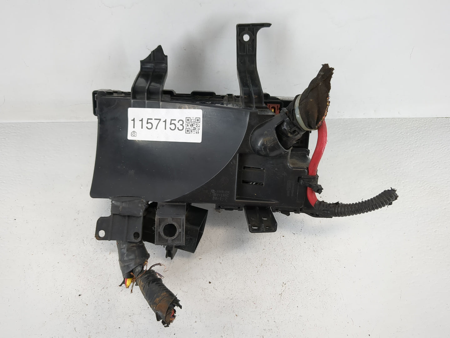 2010-2012 Ford Fusion Fusebox Fuse Box Panel Relay Module P/N:54-7148-30 Fits Fits 2010 2011 2012 OEM Used Auto Parts - Oemu