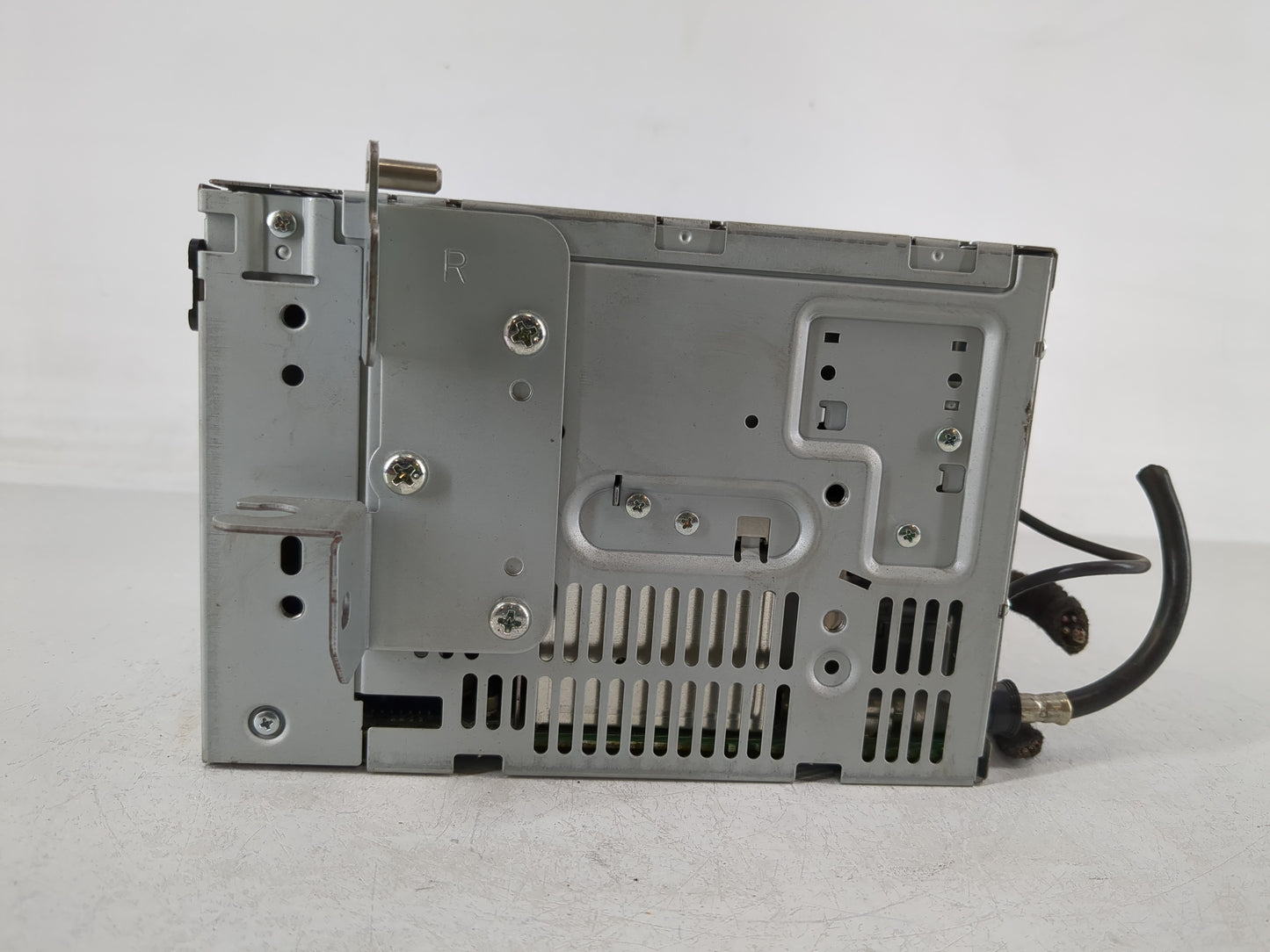 2010 Ford Fusion Radio AM FM Cd Player Receiver Replacement P/N:9E5T-19C159-AD Fits OEM Used Auto Parts - Oemusedautoparts1.