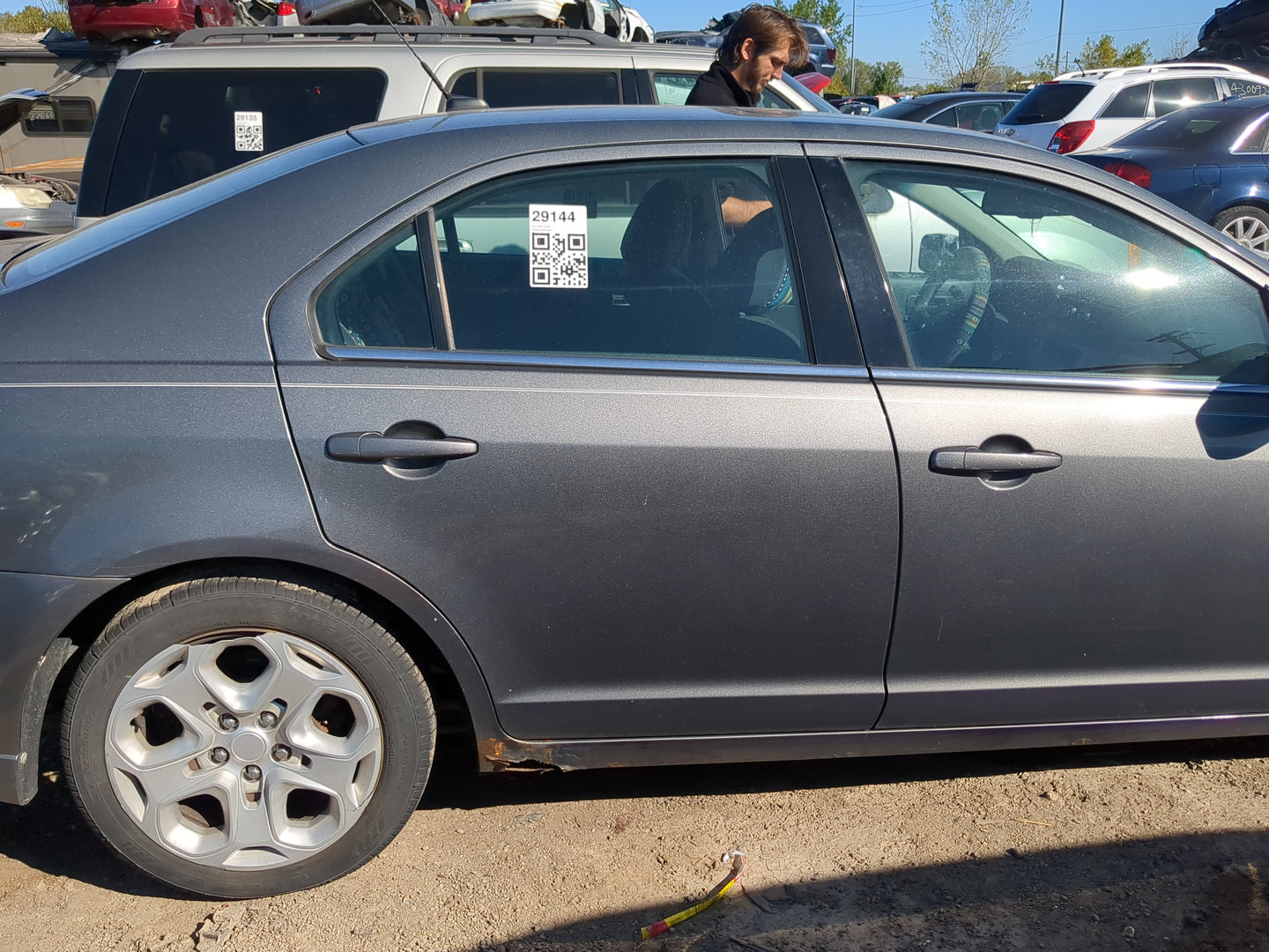 2006-2012 Ford Fusion Passenger Rear Door Oem 1180525 - Oemusedautoparts1.com