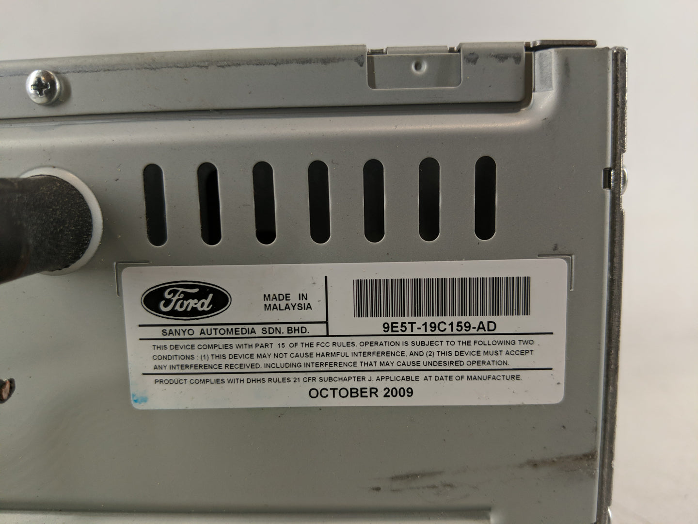 2010 Ford Fusion Radio AM FM Cd Player Receiver Replacement P/N:BE5T-19C157-AB 9E5T-18A802-AE Fits OEM Used Auto Parts - Oem