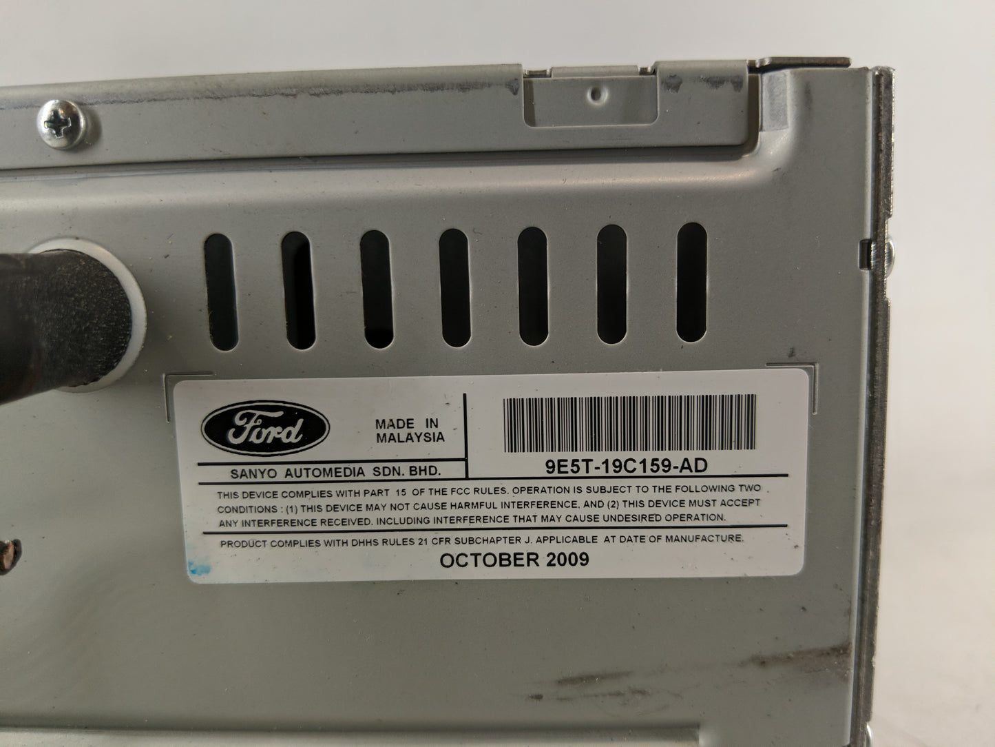2010 Ford Fusion Radio AM FM Cd Player Receiver Replacement P/N:BE5T-19C157-AB 9E5T-18A802-AE Fits OEM Used Auto Parts - Oem
