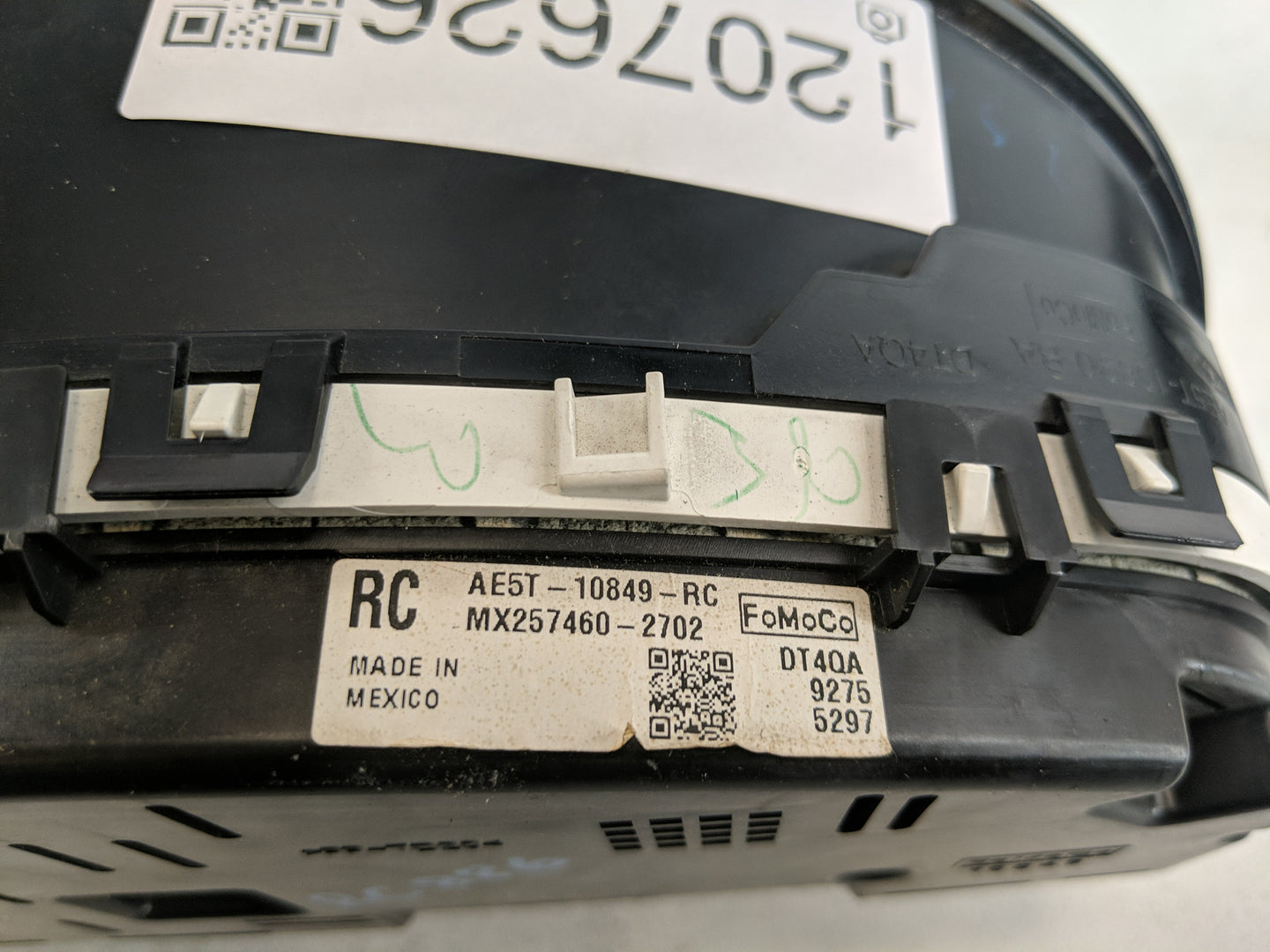 2010 Ford Fusion Instrument Cluster Speedometer Gauges P/N:AE5T-10849-RC Fits OEM Used Auto Parts - Oemusedautoparts1.com