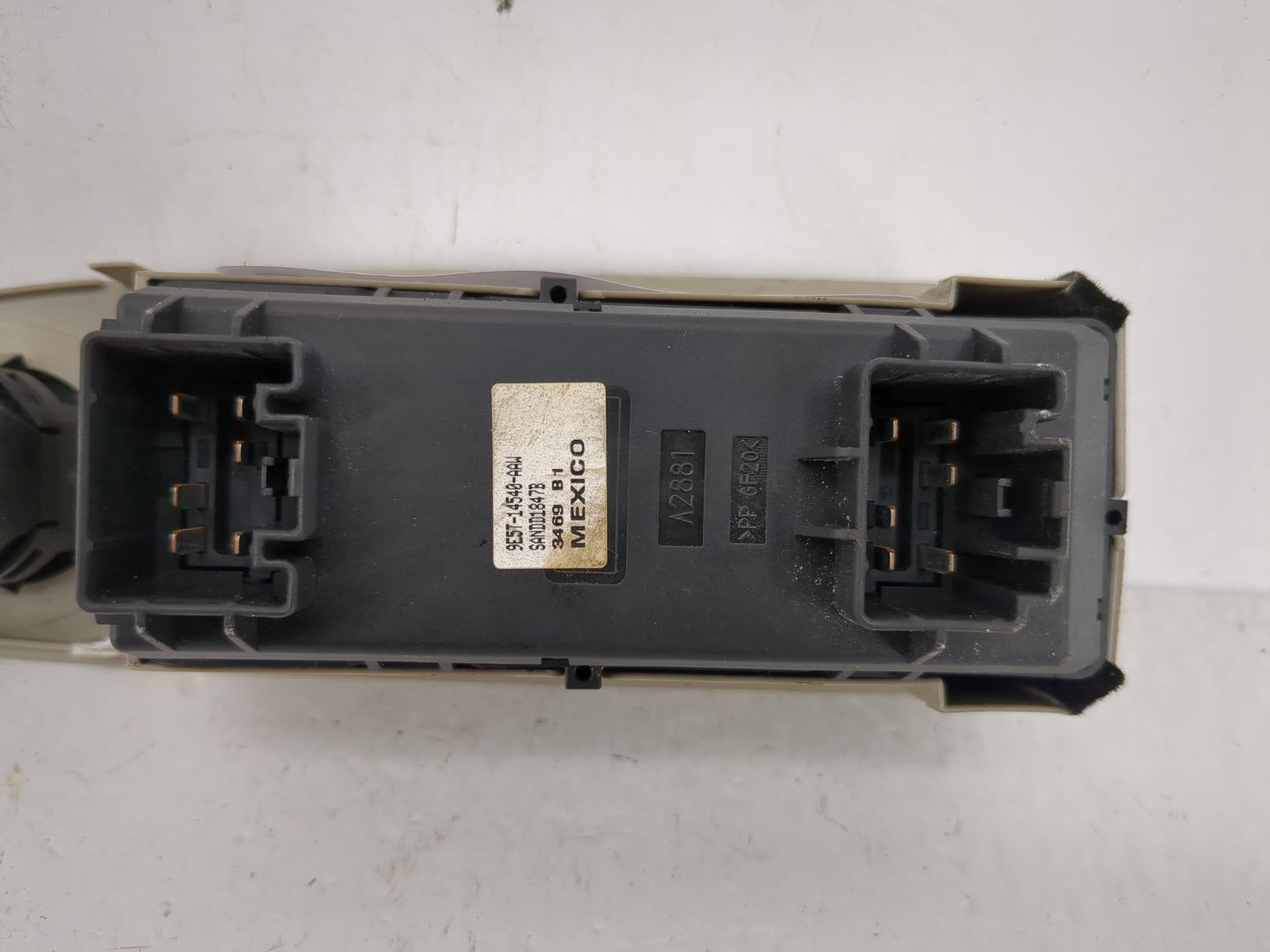 2010-2012 Ford Fusion Master Power Window Switch Replacement Driver Side Left P/N:9E57-14540-AAW Fits OEM Used Auto Parts - 