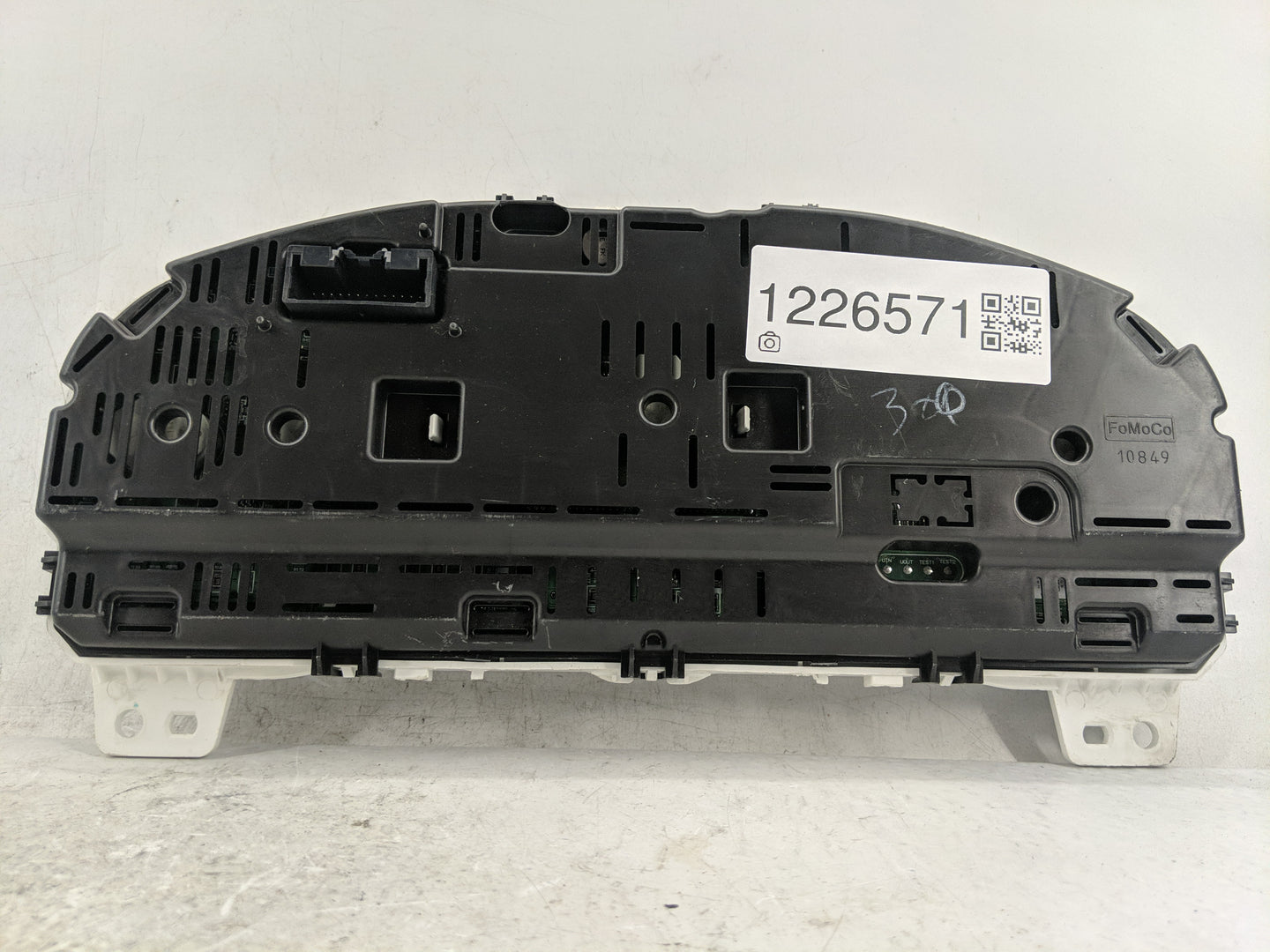 2010 Ford Fusion Instrument Cluster Speedometer Gauges P/N:AE5T-10849-NC Fits OEM Used Auto Parts - Oemusedautoparts1.com
