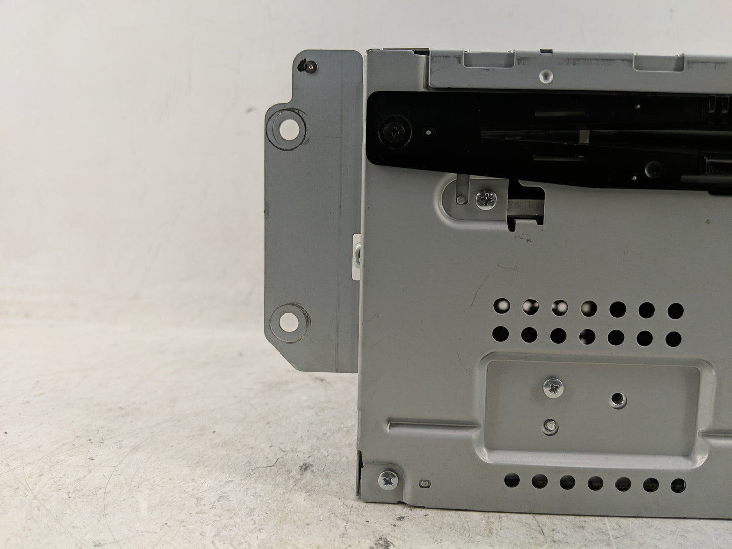 2010 Ford Fusion Radio AM FM Cd Player Receiver Replacement P/N:9E5T-19C157-AB Fits OEM Used Auto Parts - Oemusedautoparts1.