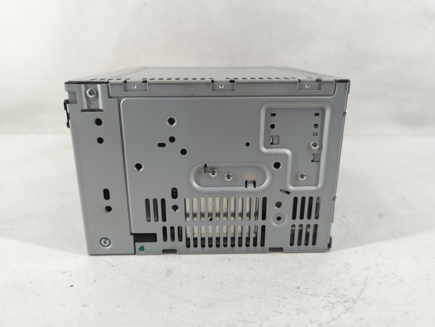 2010 Ford Fusion Radio AM FM Cd Player Receiver Replacement P/N:9E5T-19C159-AC Fits OEM Used Auto Parts - Oemusedautoparts1.