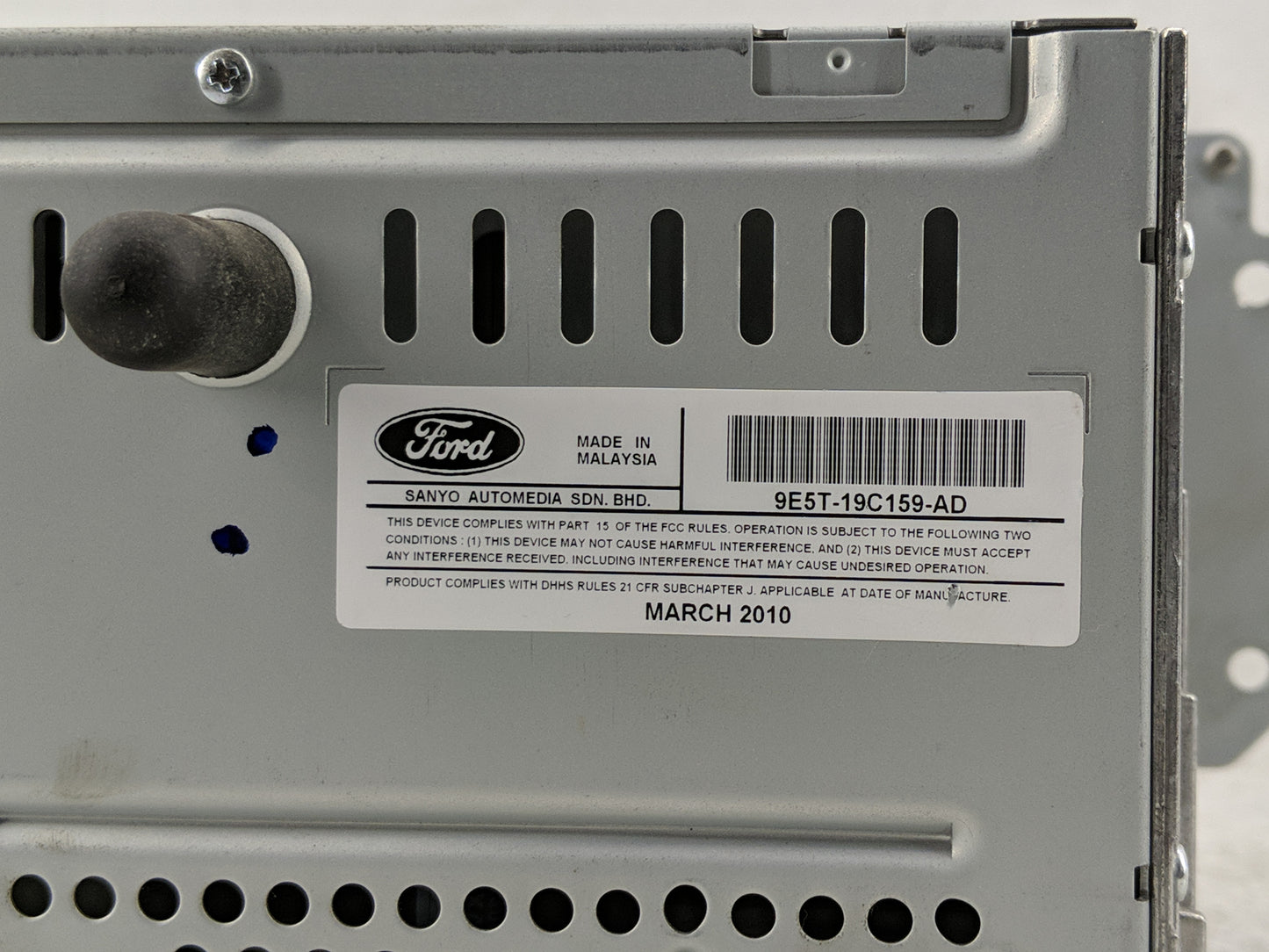 2010 Ford Fusion Radio AM FM Cd Player Receiver Replacement P/N:9E5T-19C159-AD Fits OEM Used Auto Parts - Oemusedautoparts1.