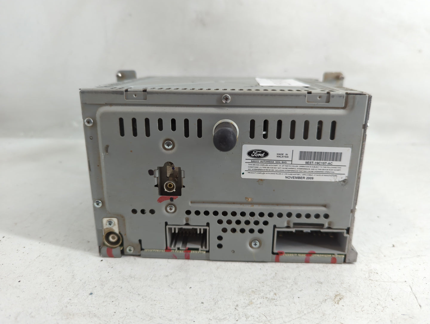2010 Ford Fusion Radio AM FM Cd Player Receiver Replacement P/N:9E5T-19C157-AC Fits OEM Used Auto Parts - Oemusedautoparts1.