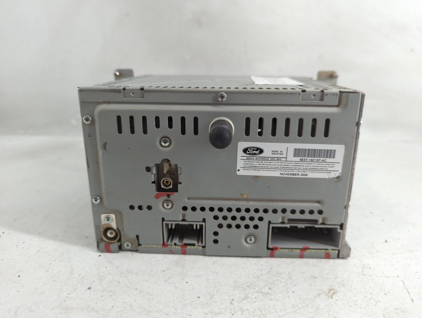 2010 Ford Fusion Radio AM FM Cd Player Receiver Replacement P/N:9E5T-19C157-AC Fits OEM Used Auto Parts - Oemusedautoparts1.