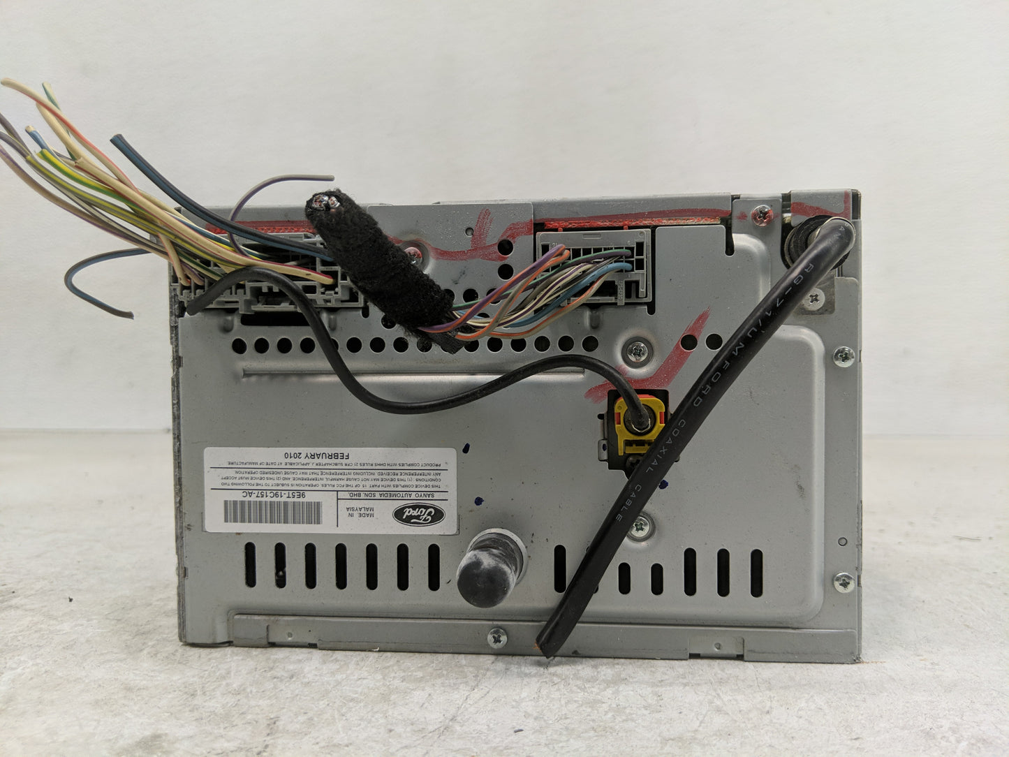 2010 Ford Fusion Radio AM FM Cd Player Receiver Replacement P/N:9E5T-19C157-AC Fits OEM Used Auto Parts - Oemusedautoparts1.