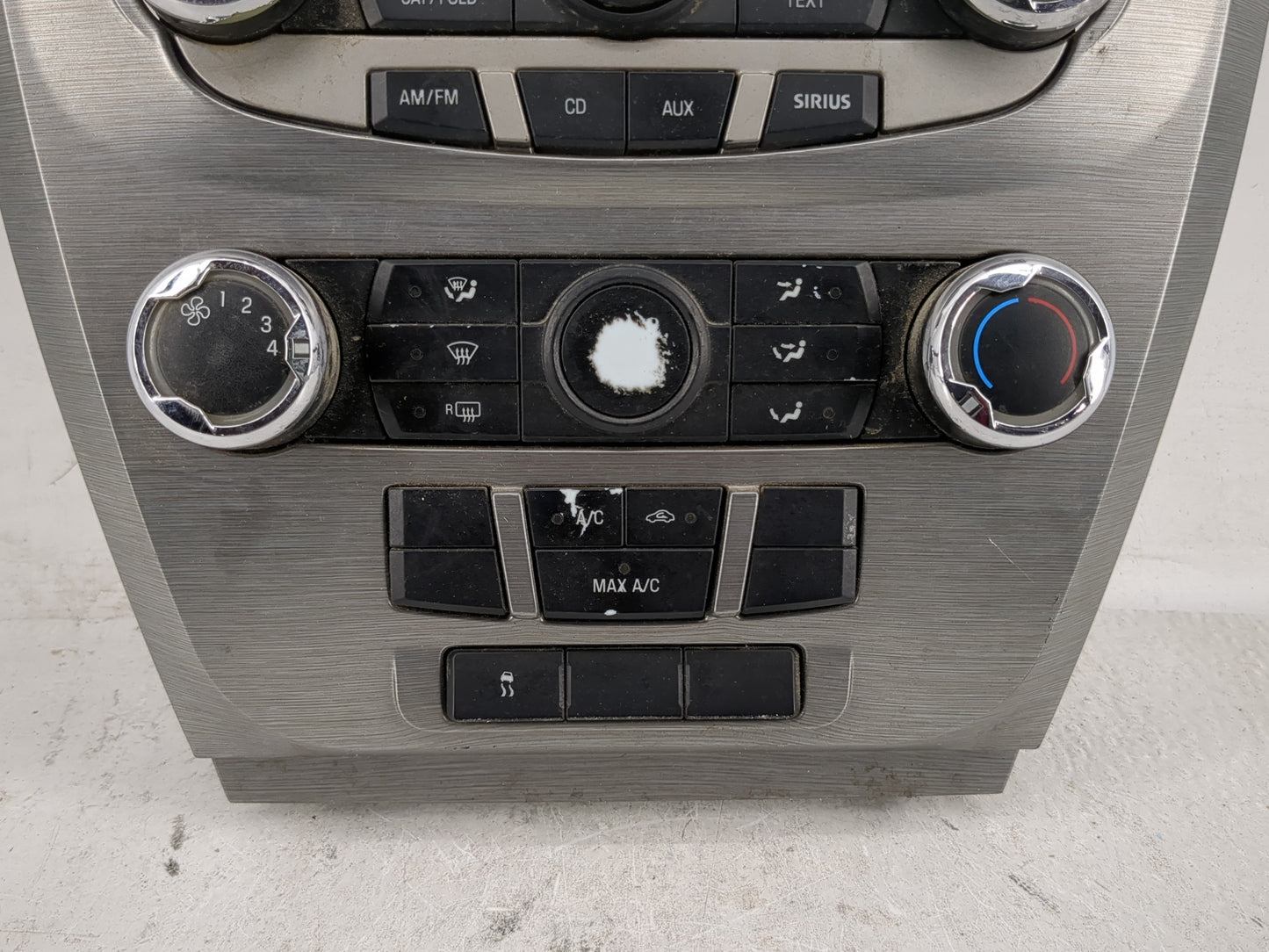 2010-2012 Ford Fusion Radio Control Panel - Oemusedautoparts1.com