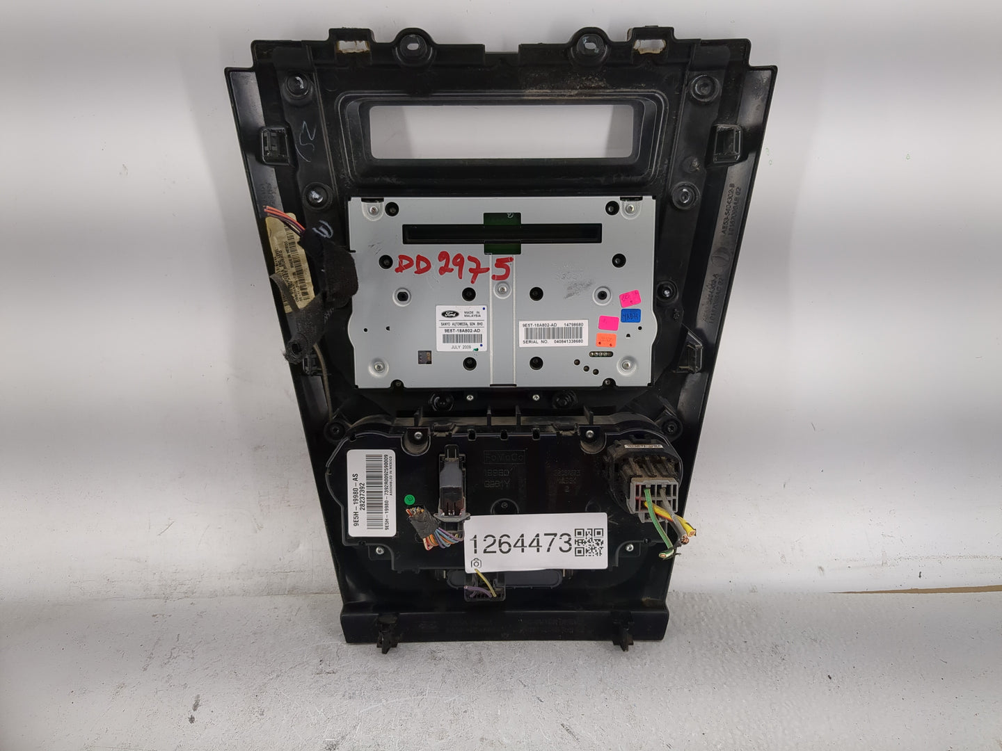 2010-2012 Ford Fusion Radio Control Panel - Oemusedautoparts1.com