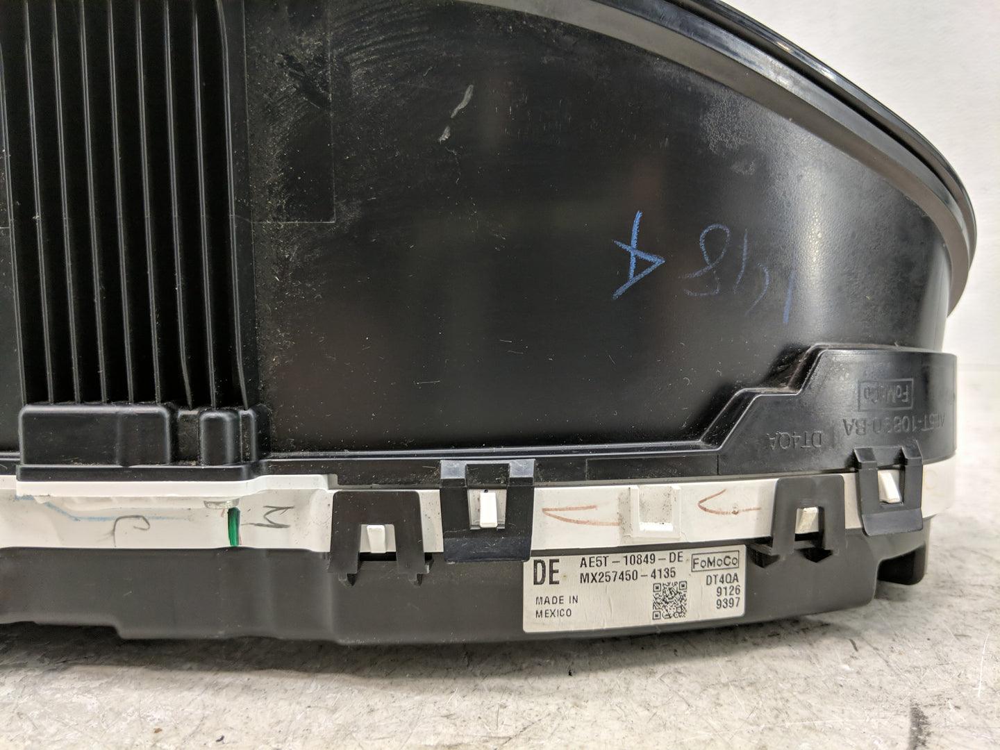 2010 Ford Fusion Instrument Cluster Speedometer Gauges P/N:AE5T-10849-DE Fits OEM Used Auto Parts - Oemusedautoparts1.com