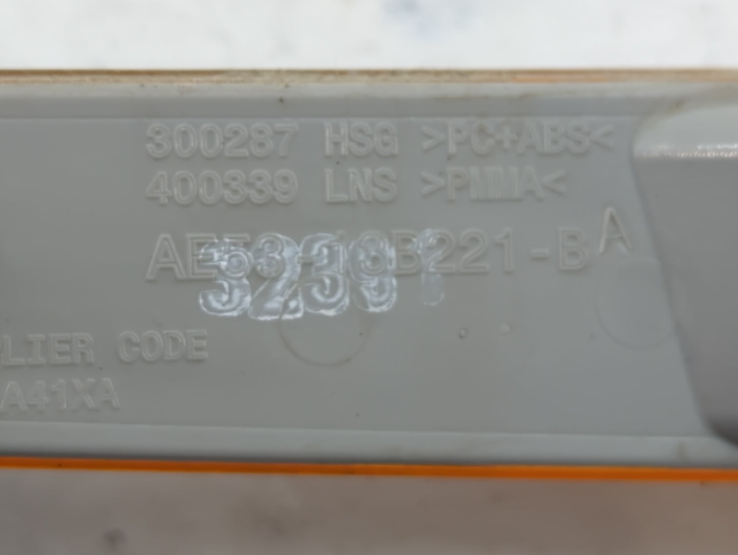 2010-2012 Ford Fusion Driver Left Oem Front Light Lamp - Oemusedautoparts1.com
