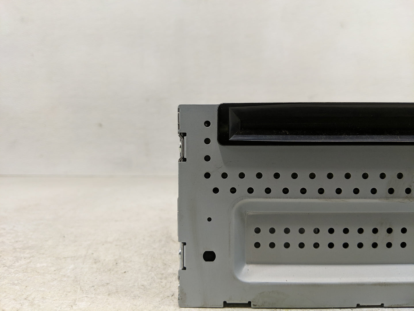 2010 Ford Fusion Radio AM FM Cd Player Receiver Replacement P/N:9E5T 19C156DB Fits OEM Used Auto Parts - Oemusedautoparts1.c