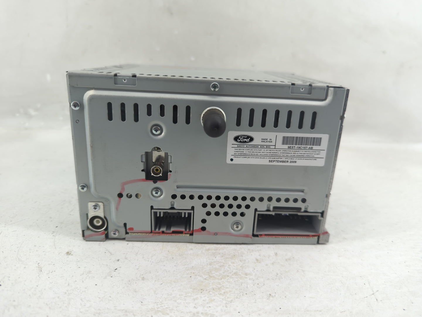 2010 Ford Fusion Radio AM FM Cd Player Receiver Replacement P/N:9E5T-19C157-AB Fits OEM Used Auto Parts - Oemusedautoparts1.