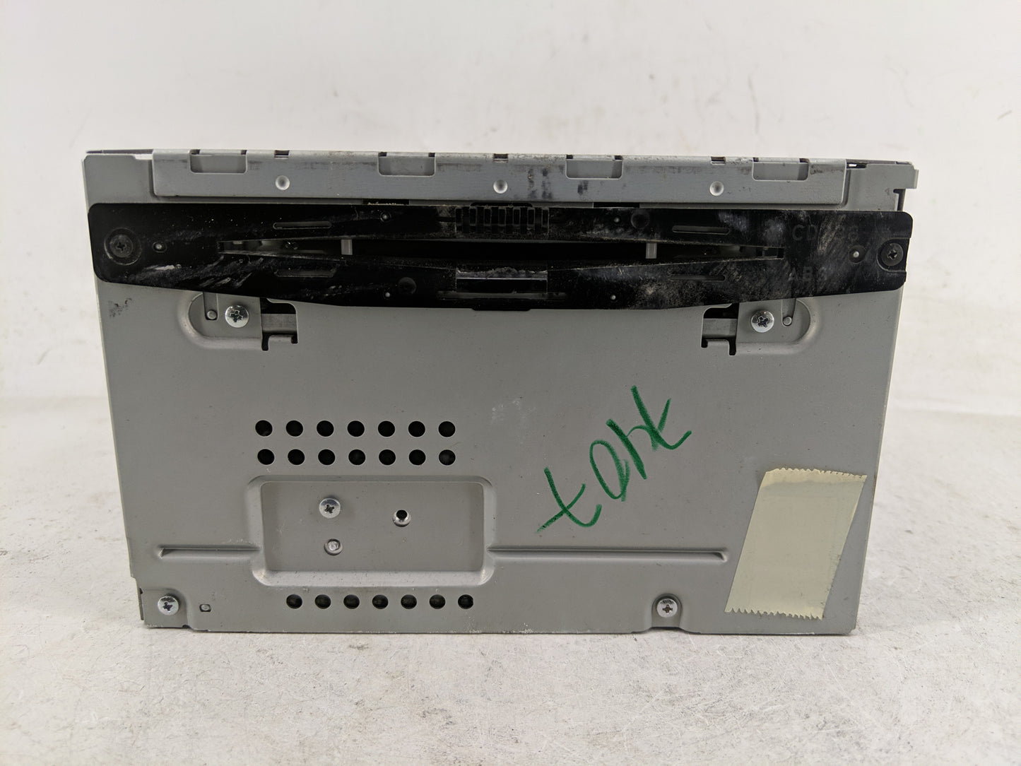 2010-2012 Ford Fusion Radio AM FM Cd Player Receiver Replacement P/N:9E5T-19C157-AB Fits Fits 2010 2011 2012 OEM Used Auto P