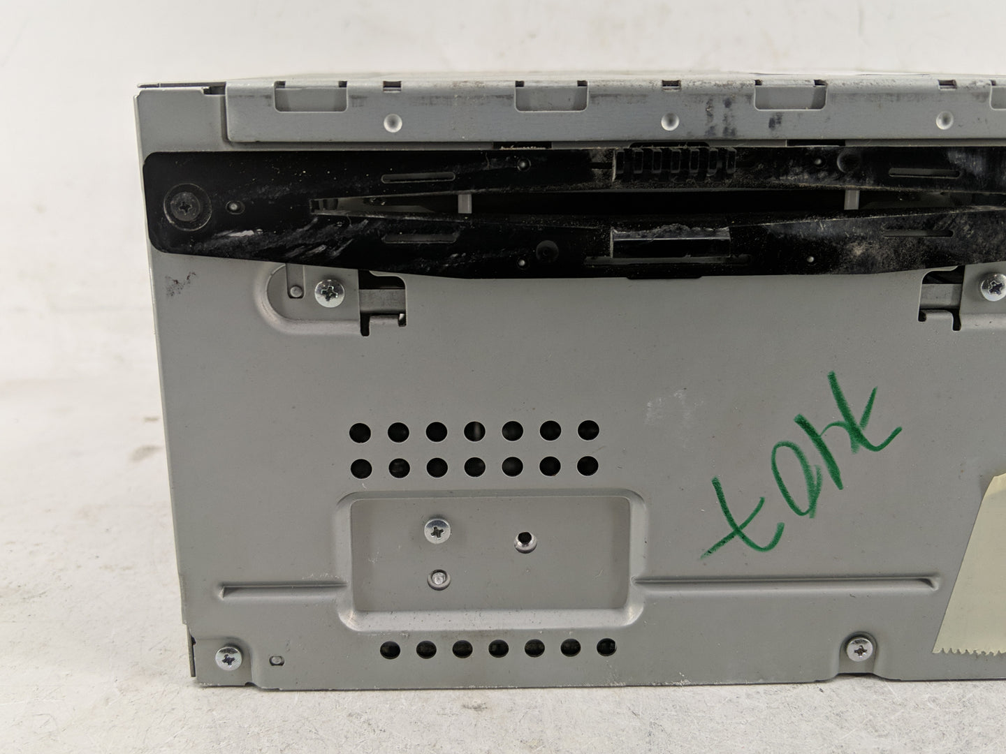 2010-2012 Ford Fusion Radio AM FM Cd Player Receiver Replacement P/N:9E5T-19C157-AB Fits Fits 2010 2011 2012 OEM Used Auto P