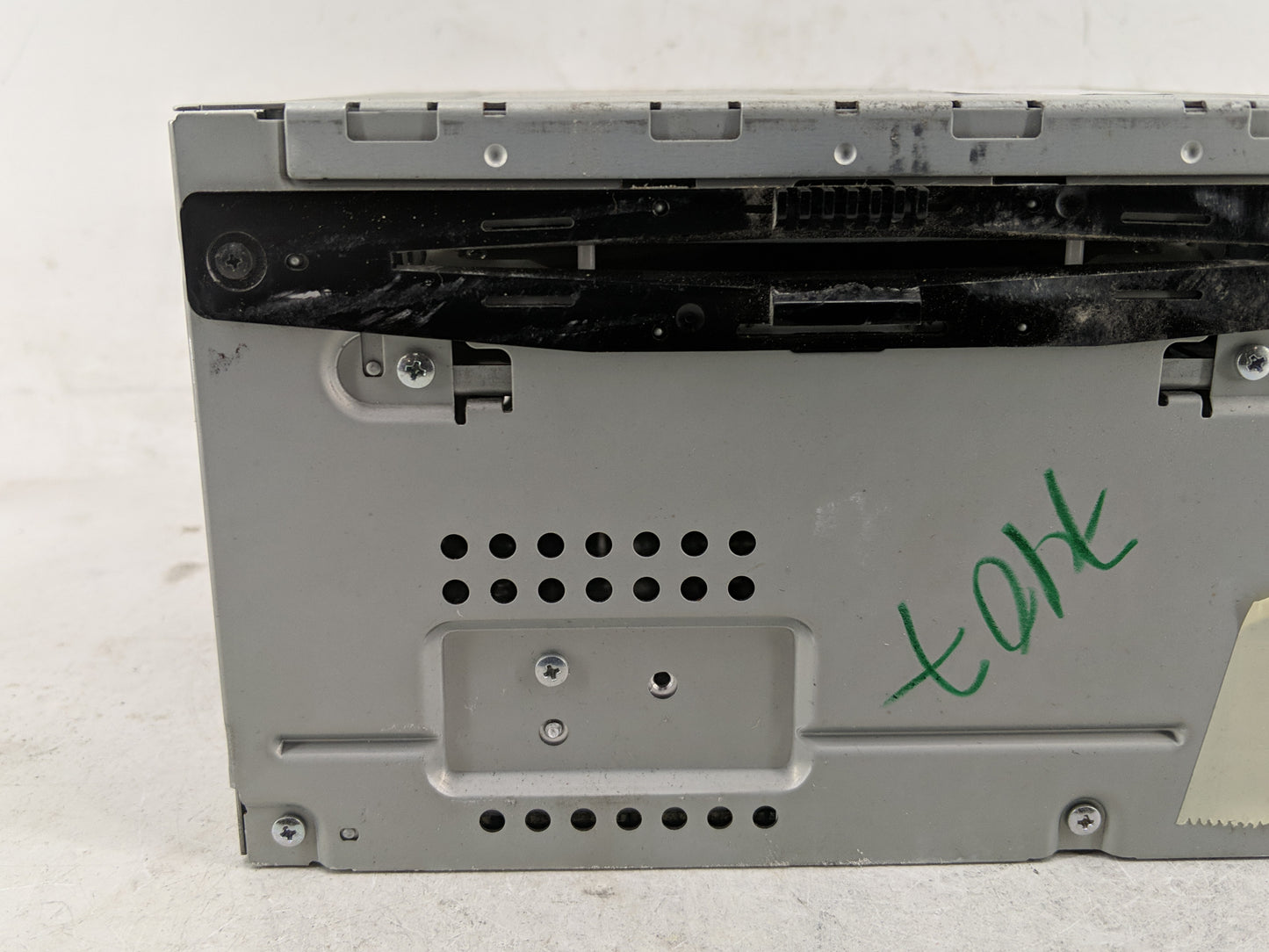 2010-2012 Ford Fusion Radio AM FM Cd Player Receiver Replacement P/N:9E5T-19C157-AB Fits Fits 2010 2011 2012 OEM Used Auto P