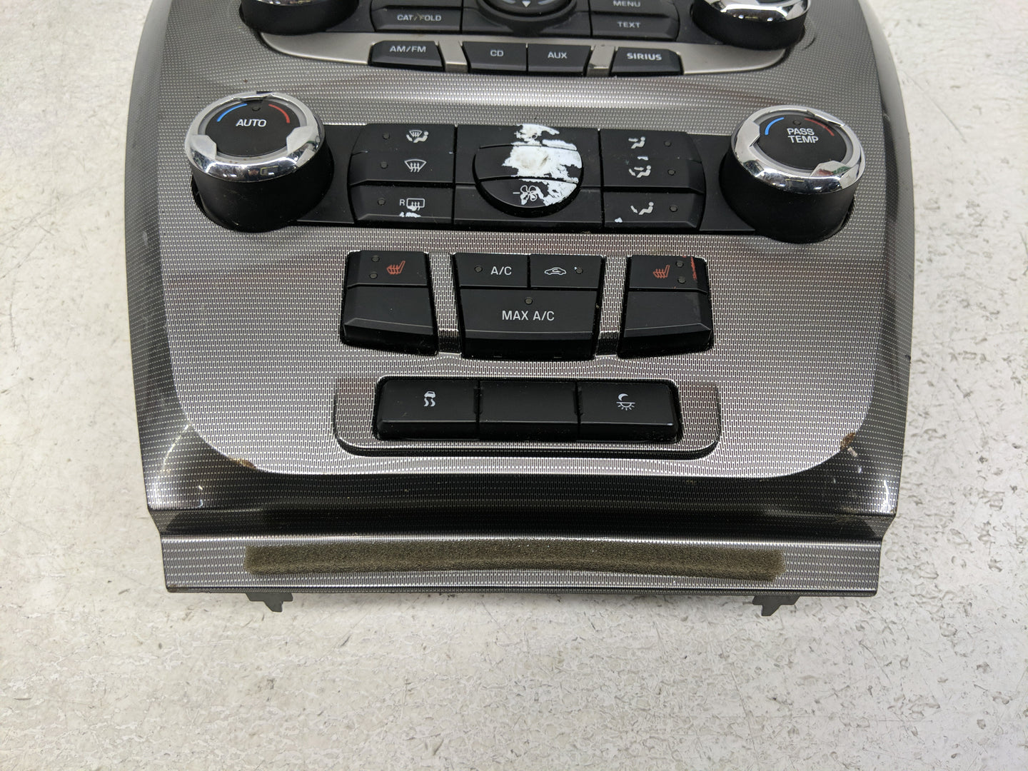 2010 Ford Fusion Climate Control Module Temperature AC/Heater Replacement P/N:AE5H-18C612-EL Fits OEM Used Auto Parts - Oemu