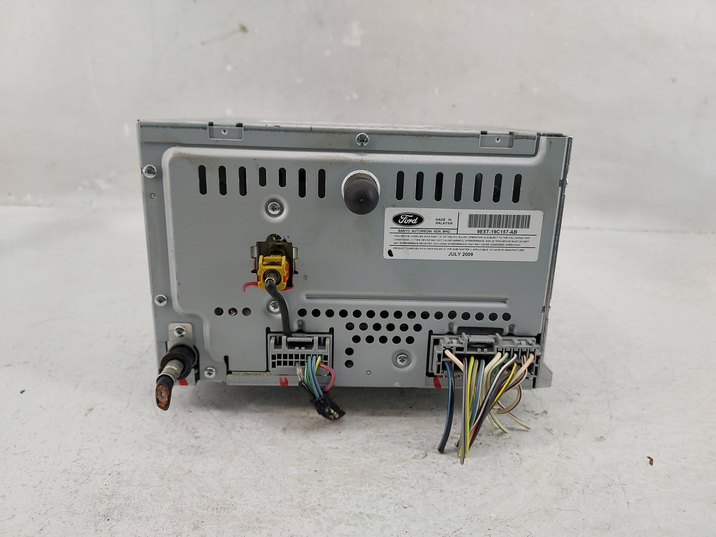 2010 Ford Fusion Radio AM FM Cd Player Receiver Replacement P/N:9E5T-19C157-AB Fits OEM Used Auto Parts - Oemusedautoparts1.
