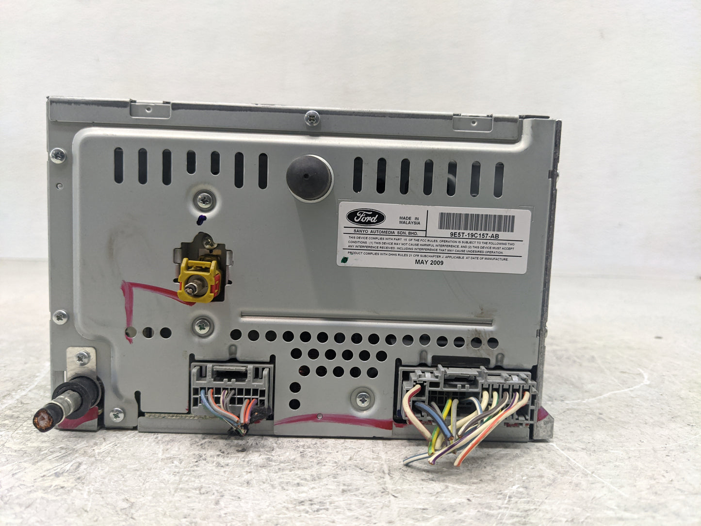 2010-2012 Ford Fusion Radio AM FM Cd Player Receiver Replacement P/N:9E5T-19C157-AB Fits Fits 2010 2011 2012 OEM Used Auto P