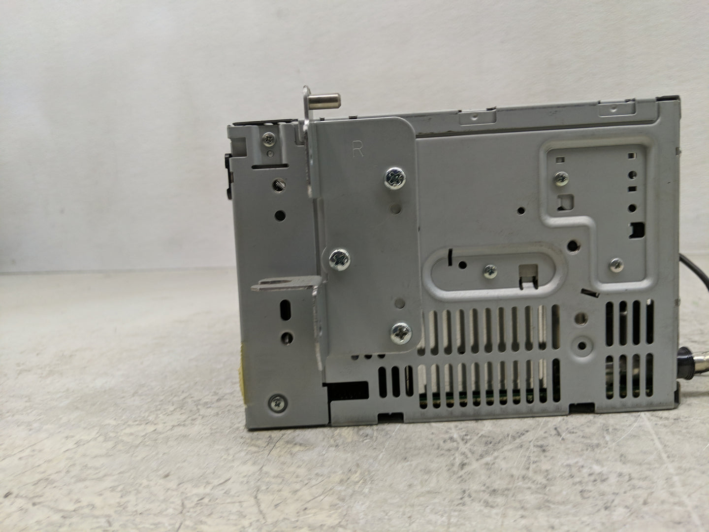 2010 Ford Fusion Radio AM FM Cd Player Receiver Replacement P/N:9E5T-19C157-AB Fits OEM Used Auto Parts - Oemusedautoparts1.