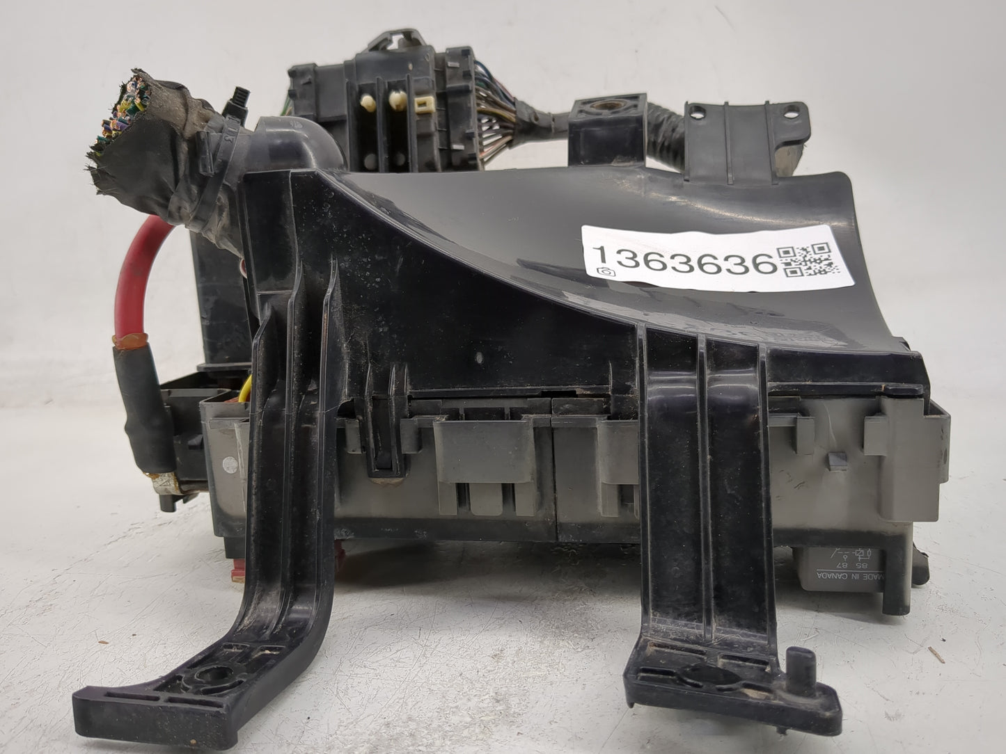 2010-2012 Ford Fusion Fusebox Fuse Box Panel Relay Module P/N:BE5T14290E Fits Fits 2010 2011 2012 OEM Used Auto Parts - Oemu