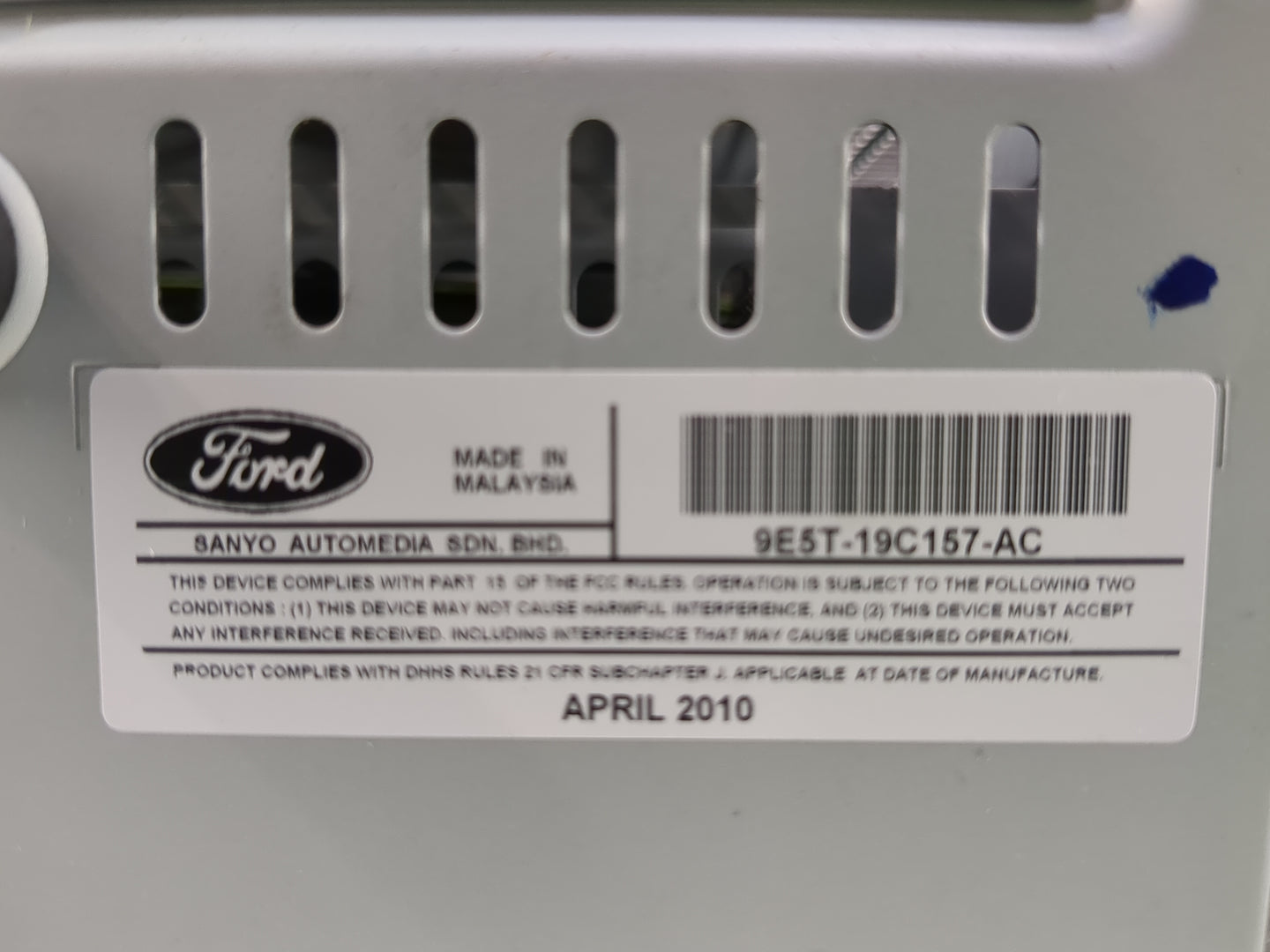 2010 Ford Fusion Radio AM FM Cd Player Receiver Replacement P/N:9E5T-19C157-AC Fits OEM Used Auto Parts - Oemusedautoparts1.