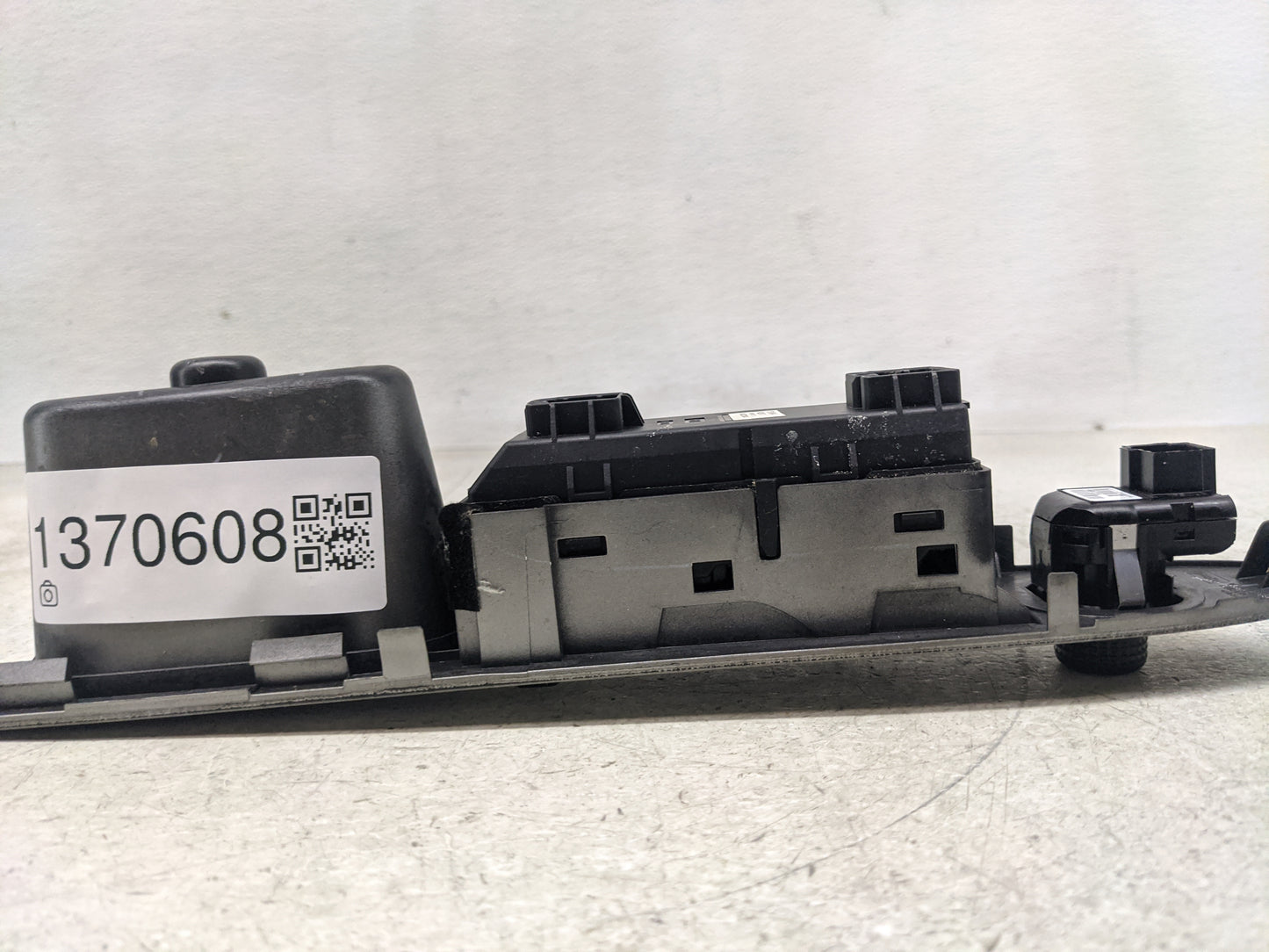 2010-2012 Ford Fusion Master Power Window Switch Replacement Driver Side Left P/N:9E5T-14540-AAW Fits Fits 2010 2011 2012 OE
