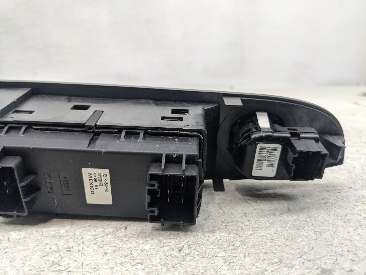 2010-2012 Ford Fusion Master Power Window Switch Replacement Driver Side Left P/N:9E5T-14540-AAW Fits Fits 2010 2011 2012 OE