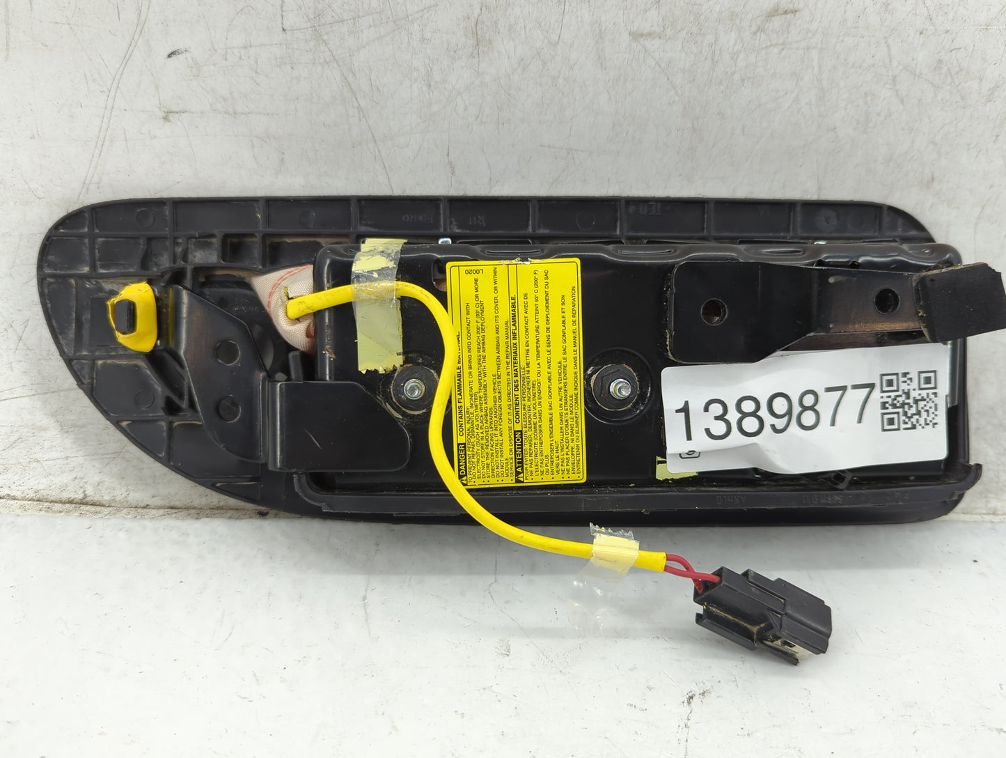 2008-2010 Ford Fusion Air Bag Passenger Seat Right OEM P/N:8E5354611D10 Fits Fits 2008 2009 2010 OEM Used Auto Parts - Oemus