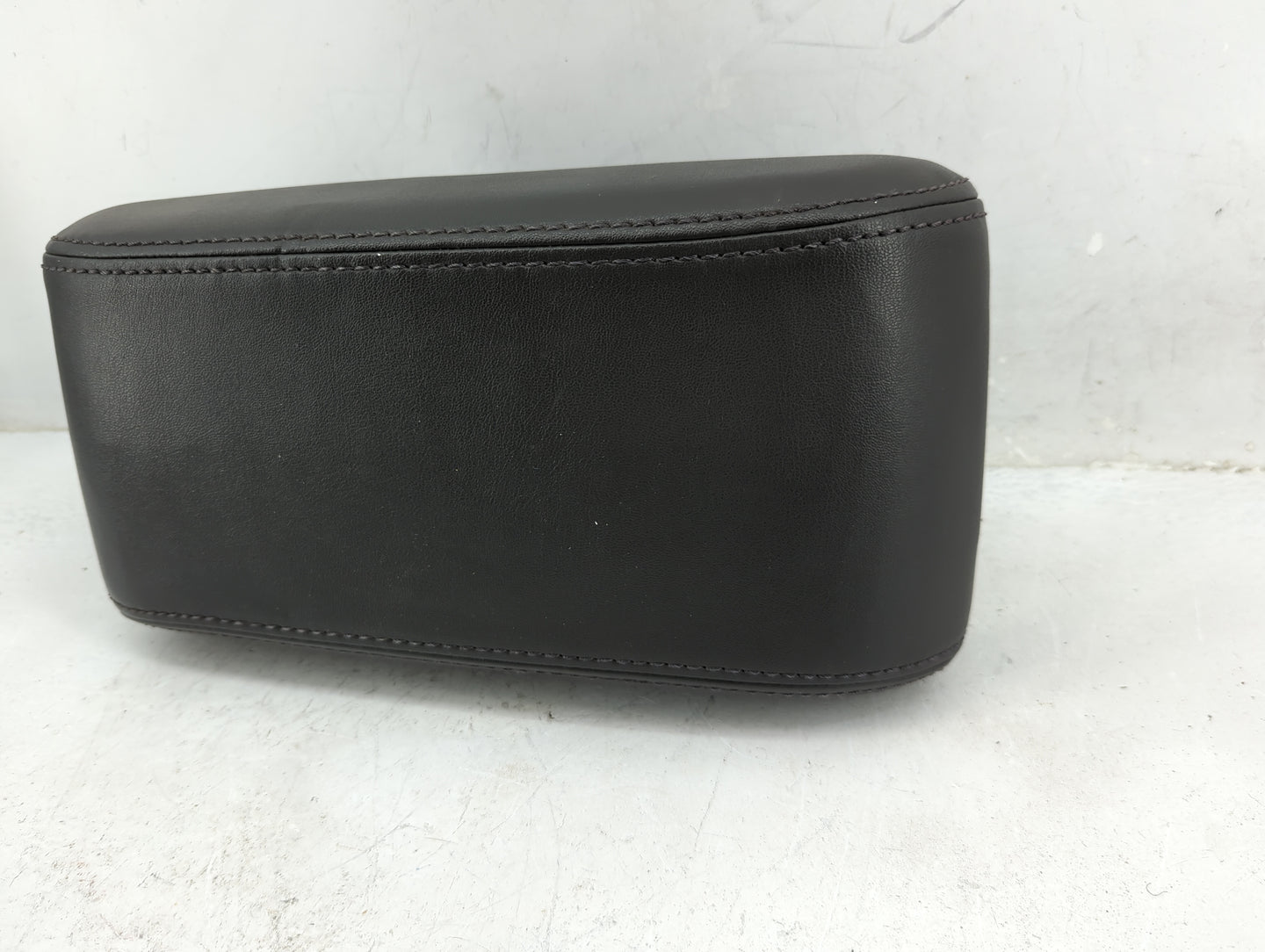 2010 Ford Fusion Center Console Armrest Cover Lid Fits OEM Used Auto Parts - Oemusedautoparts1.com
