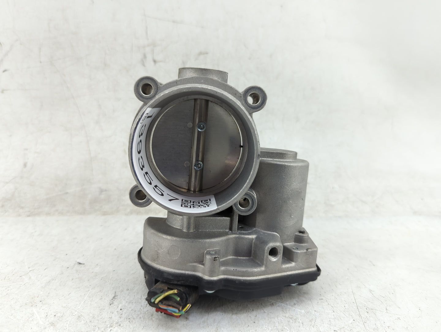 2010-2012 Ford Fusion Throttle Body P/N:TB1030D Fits Fits 2009 2010 2011 2012 OEM Used Auto Parts - Oemusedautoparts1.com