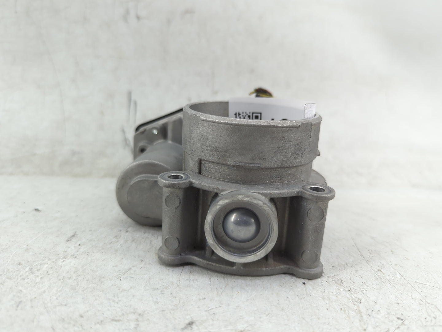 2010-2012 Ford Fusion Throttle Body P/N:TB1030D Fits Fits 2009 2010 2011 2012 OEM Used Auto Parts - Oemusedautoparts1.com