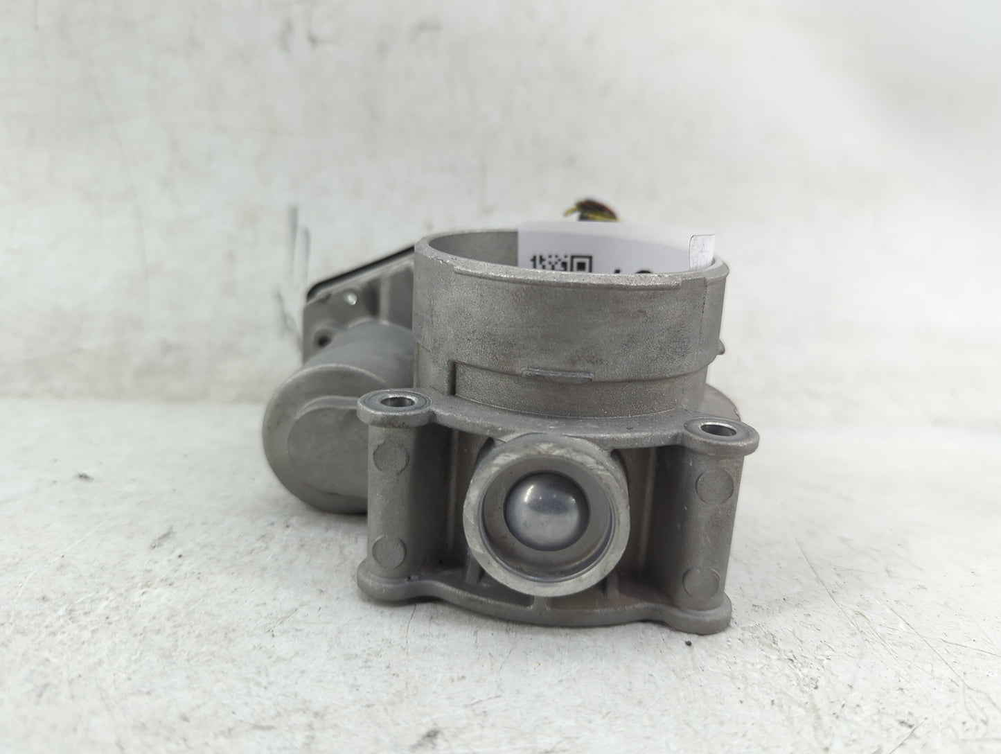 2010-2012 Ford Fusion Throttle Body P/N:TB1030D Fits Fits 2009 2010 2011 2012 OEM Used Auto Parts - Oemusedautoparts1.com