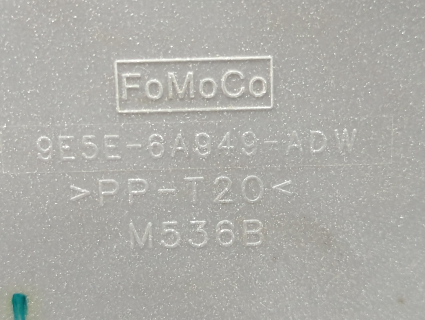 2010 Ford Fusion Engine Cover - Oemusedautoparts1.com