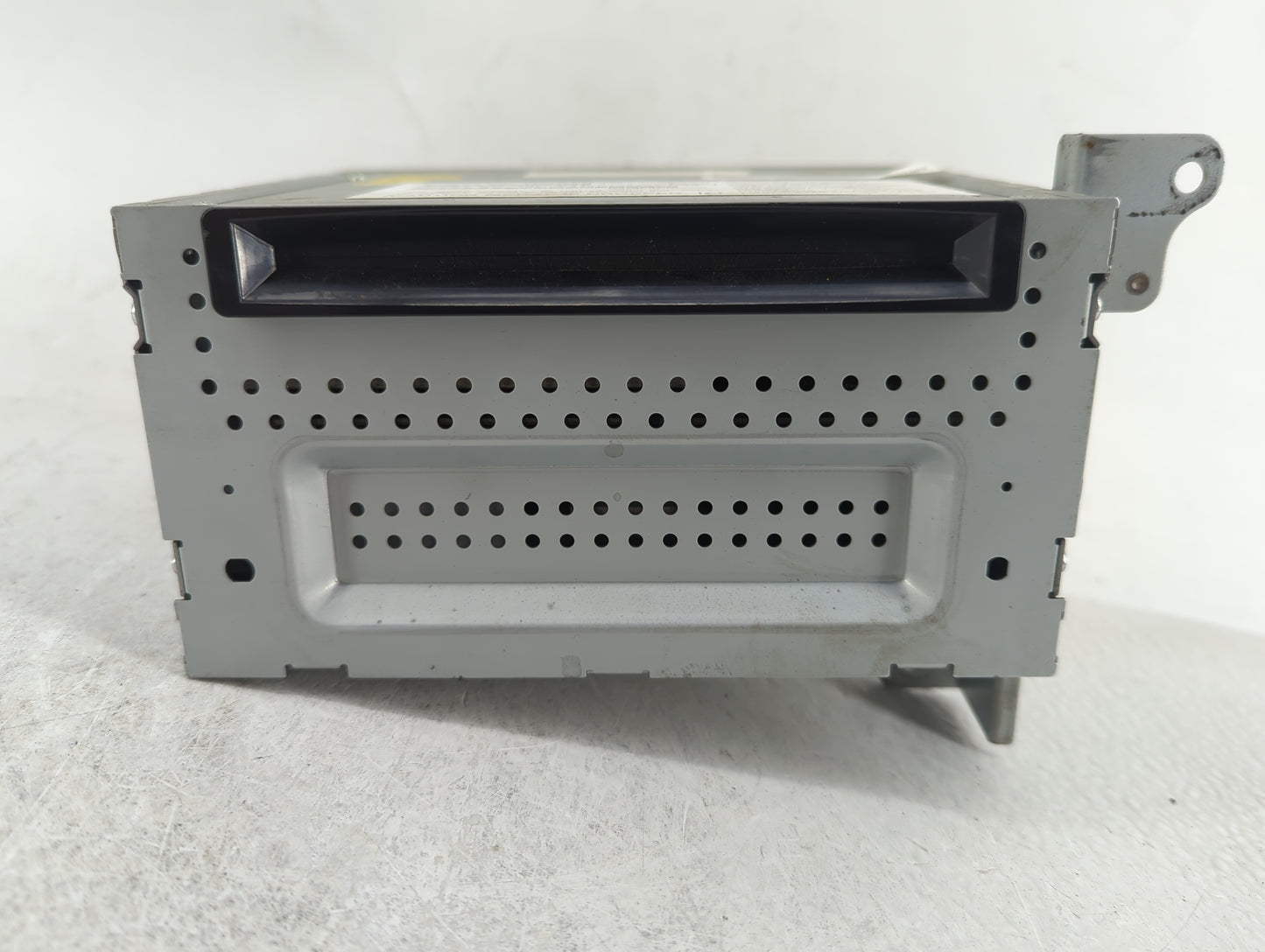 2010 Ford Fusion Radio AM FM Cd Player Receiver Replacement P/N:9E5T-19C156-CC Fits OEM Used Auto Parts - Oemusedautoparts1.