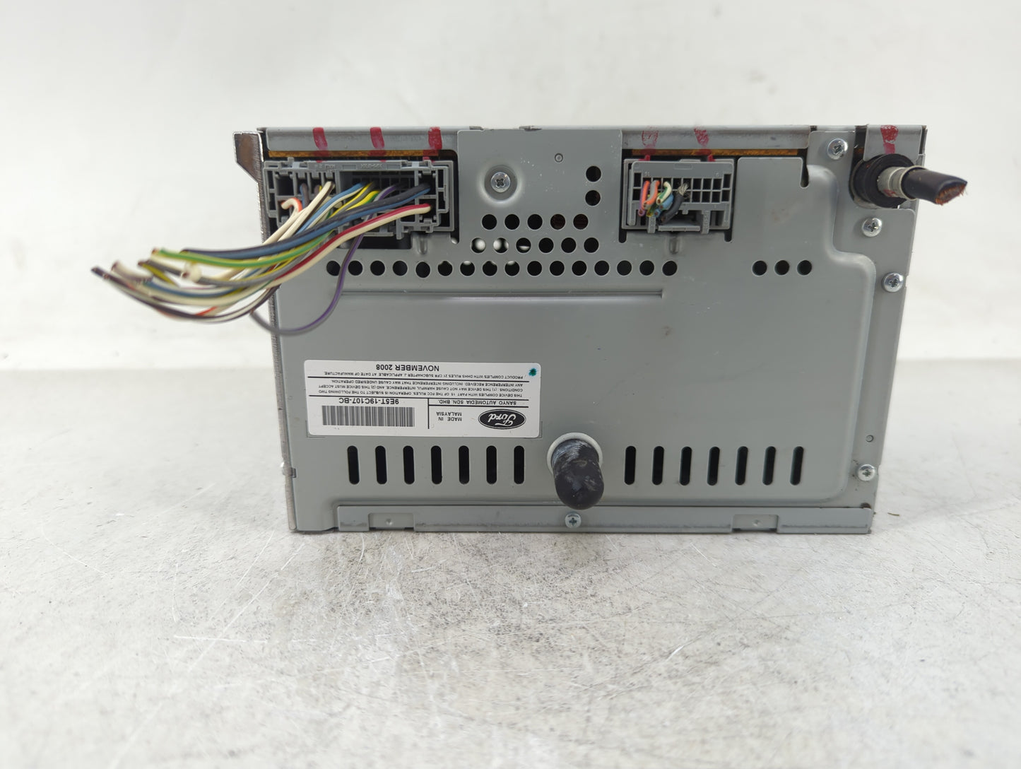 2010 Ford Fusion Radio AM FM Cd Player Receiver Replacement P/N:9E5T-19C107-BC Fits OEM Used Auto Parts - Oemusedautoparts1.