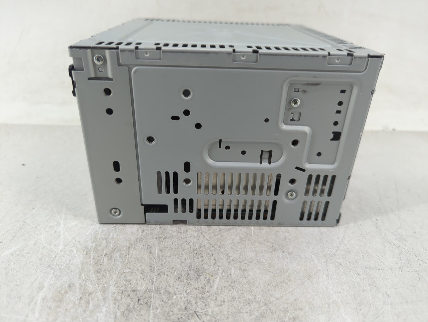 2010 Ford Fusion Radio AM FM Cd Player Receiver Replacement P/N:9E5T-19C107-BD Fits OEM Used Auto Parts - Oemusedautoparts1.