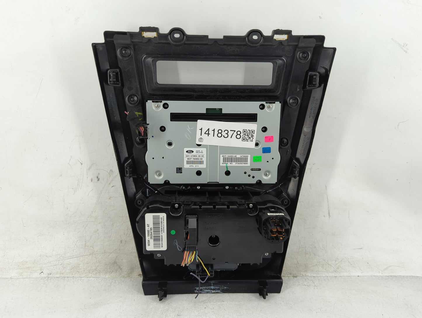2010-2010 Ford Fusion Radio Control Panel - Oemusedautoparts1.com