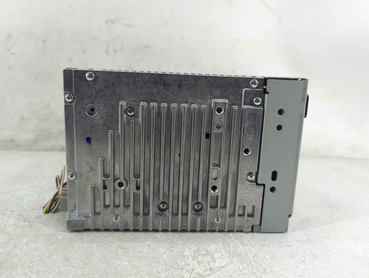 2010-2012 Ford Fusion Radio AM FM Cd Player Receiver Replacement P/N:9EBT-19C107-AC Fits Fits 2010 2011 2012 OEM Used Auto P