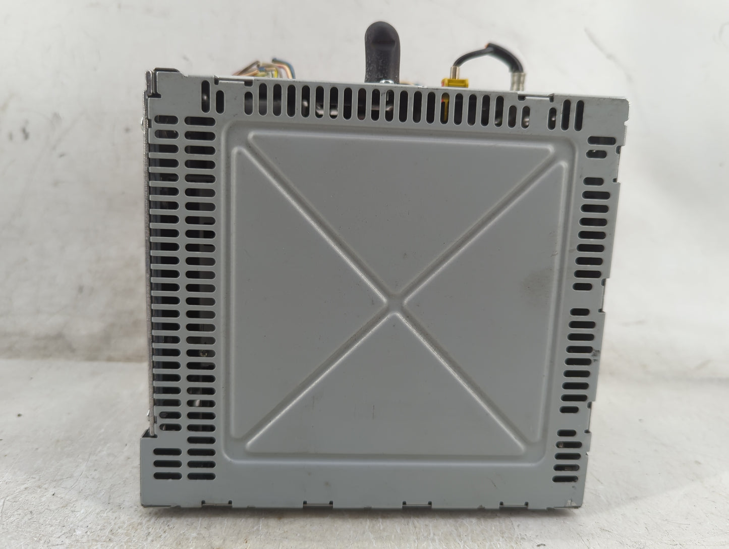 2010-2012 Ford Fusion Radio AM FM Cd Player Receiver Replacement P/N:9EBT-19C107-AC Fits Fits 2010 2011 2012 OEM Used Auto P