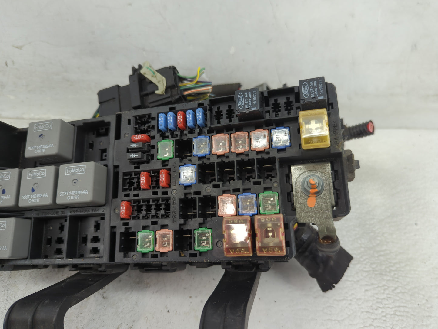 2010-2012 Ford Fusion Fusebox Fuse Box Panel Relay Module P/N:6E5T-14A003-AB Fits Fits 2010 2011 2012 OEM Used Auto Parts - 